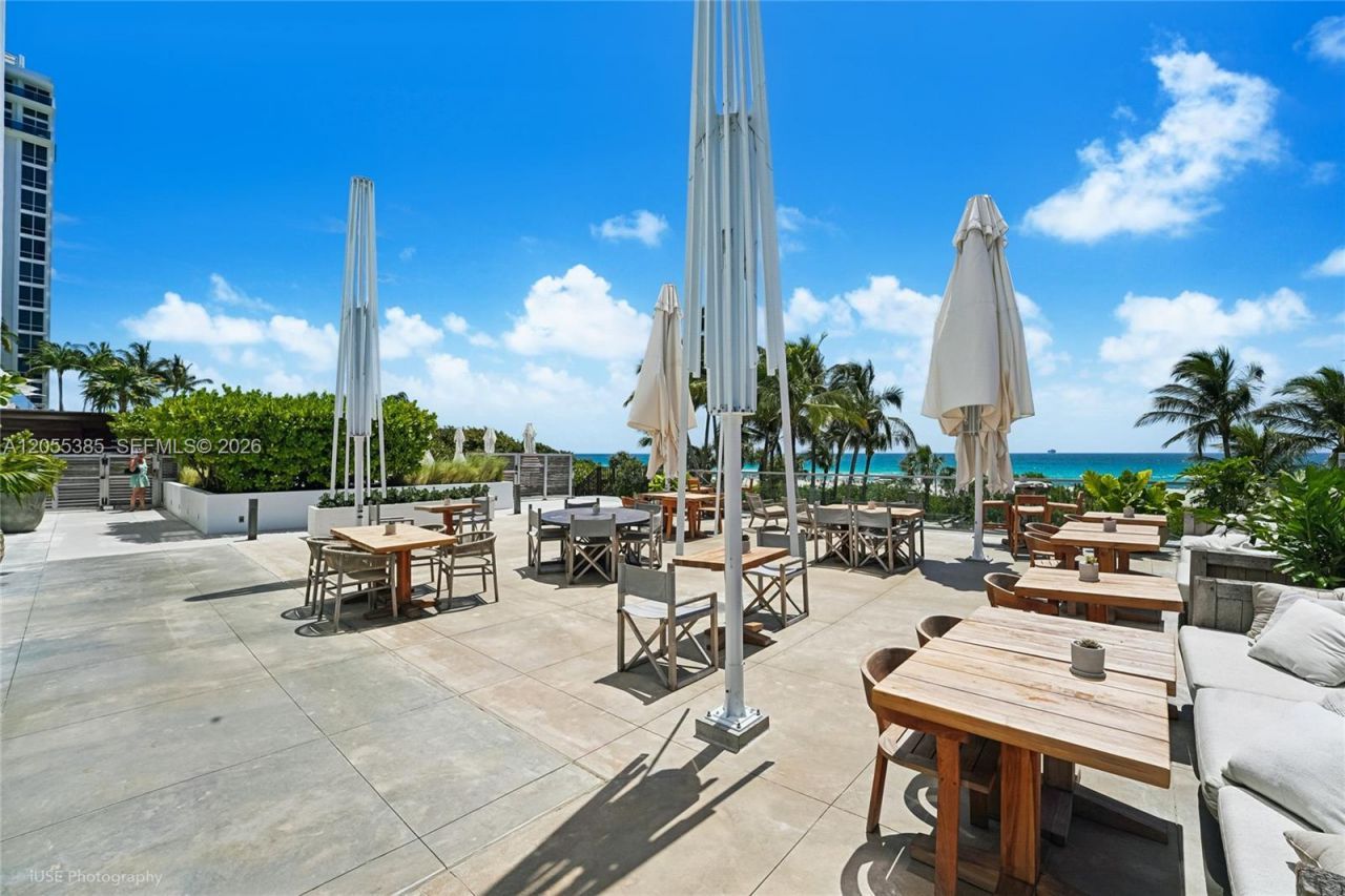 2301 Collins Ave, Unit 522, Miami Beach, FL 33139 Photo