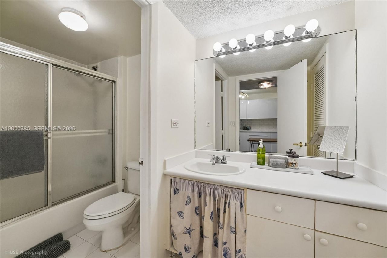 2301 Collins Ave, Unit 522, Miami Beach, FL 33139 Photo