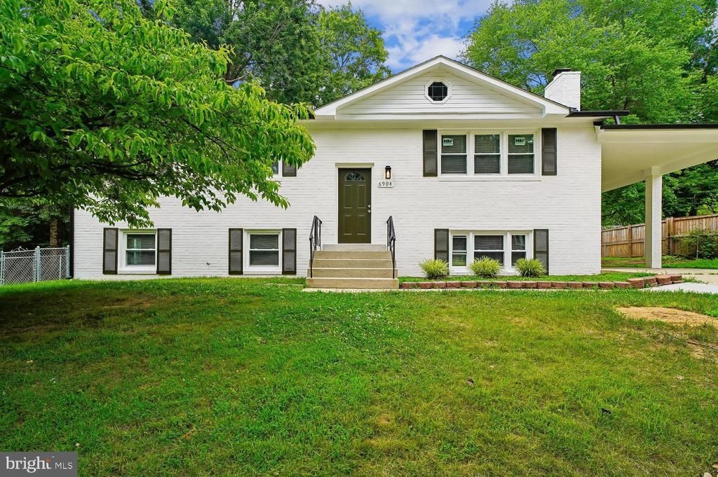 6904 Fulford Street, Clinton, MD 20735 Main Photo