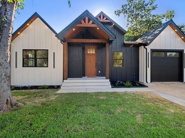 707 Hilltop Drive , Irving, TX 75060