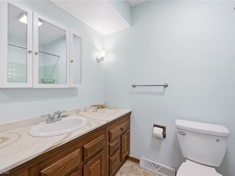 1501 Ohltown Mcdonald Road, Mineral Ridge, OH 44440 Photo 23