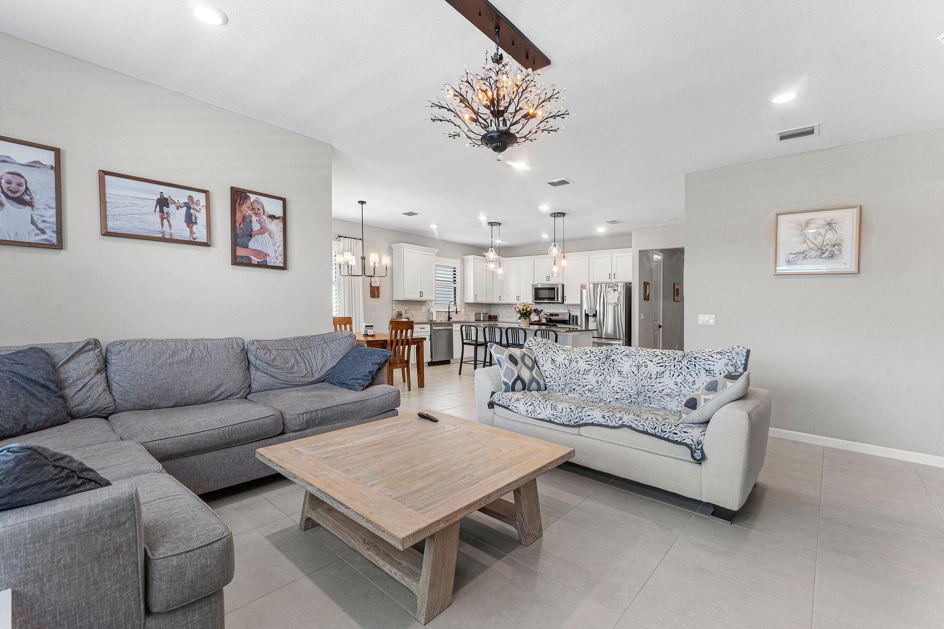 770 SE Courances Drive, Port Saint Lucie, FL 34984 Photo