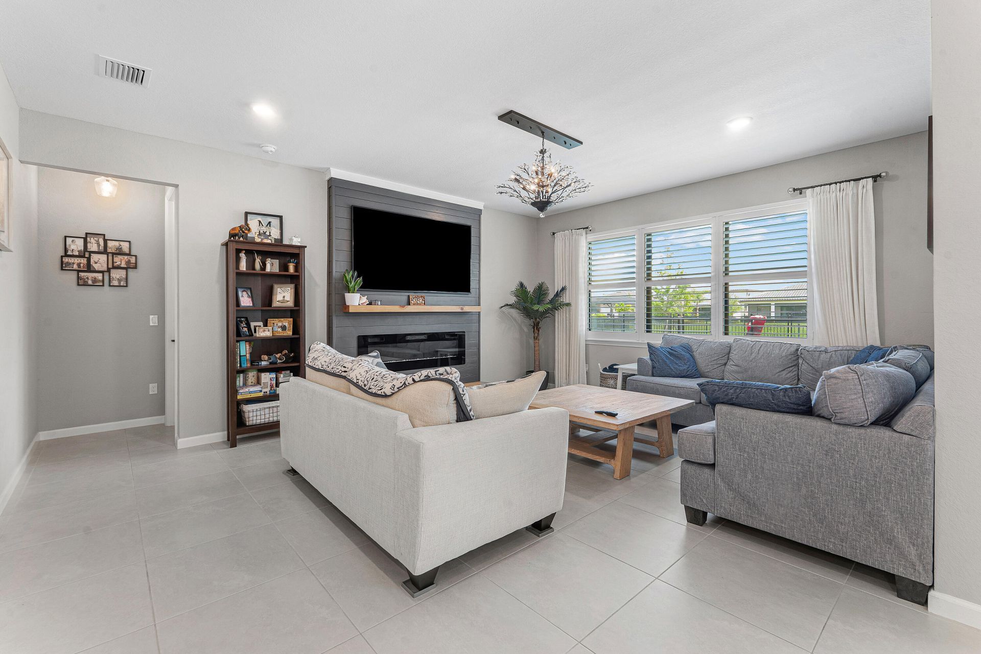770 SE Courances Drive, Port Saint Lucie, FL 34984 Photo