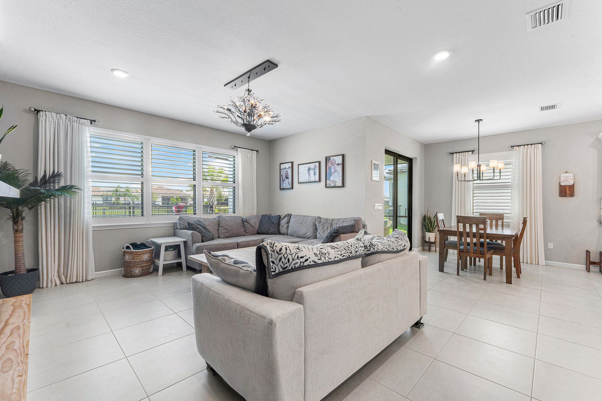 770 SE Courances Drive, Port Saint Lucie, FL 34984 Photo