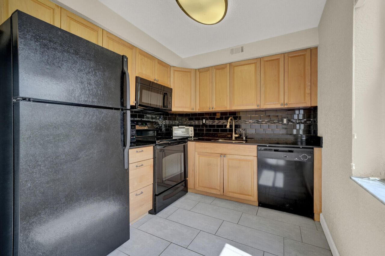 742 Normandy P, Delray Beach, FL 33484 Photo