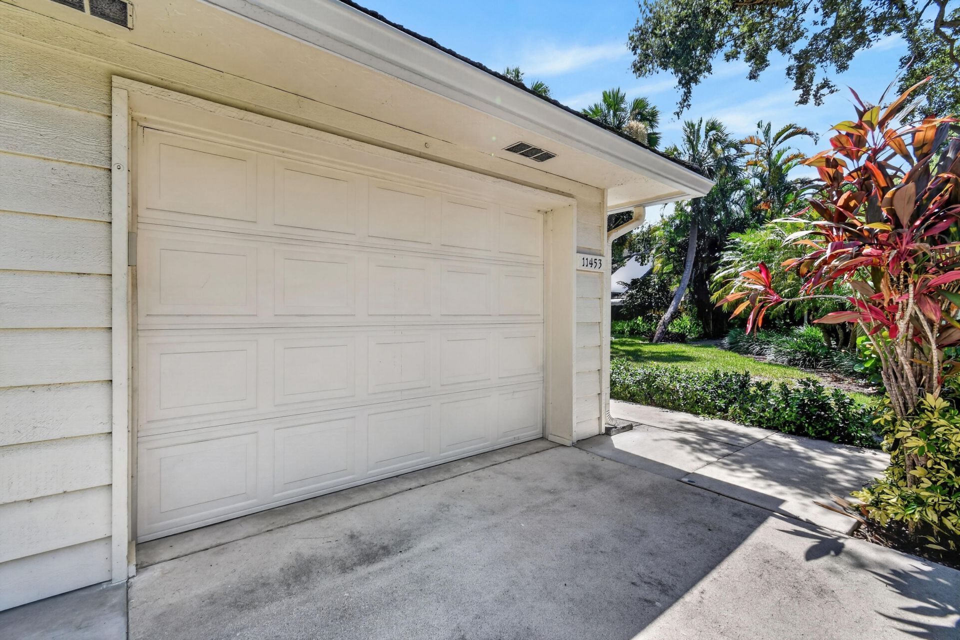 11453 Shady Oaks Lane, North Palm Beach, FL 33408 Photo