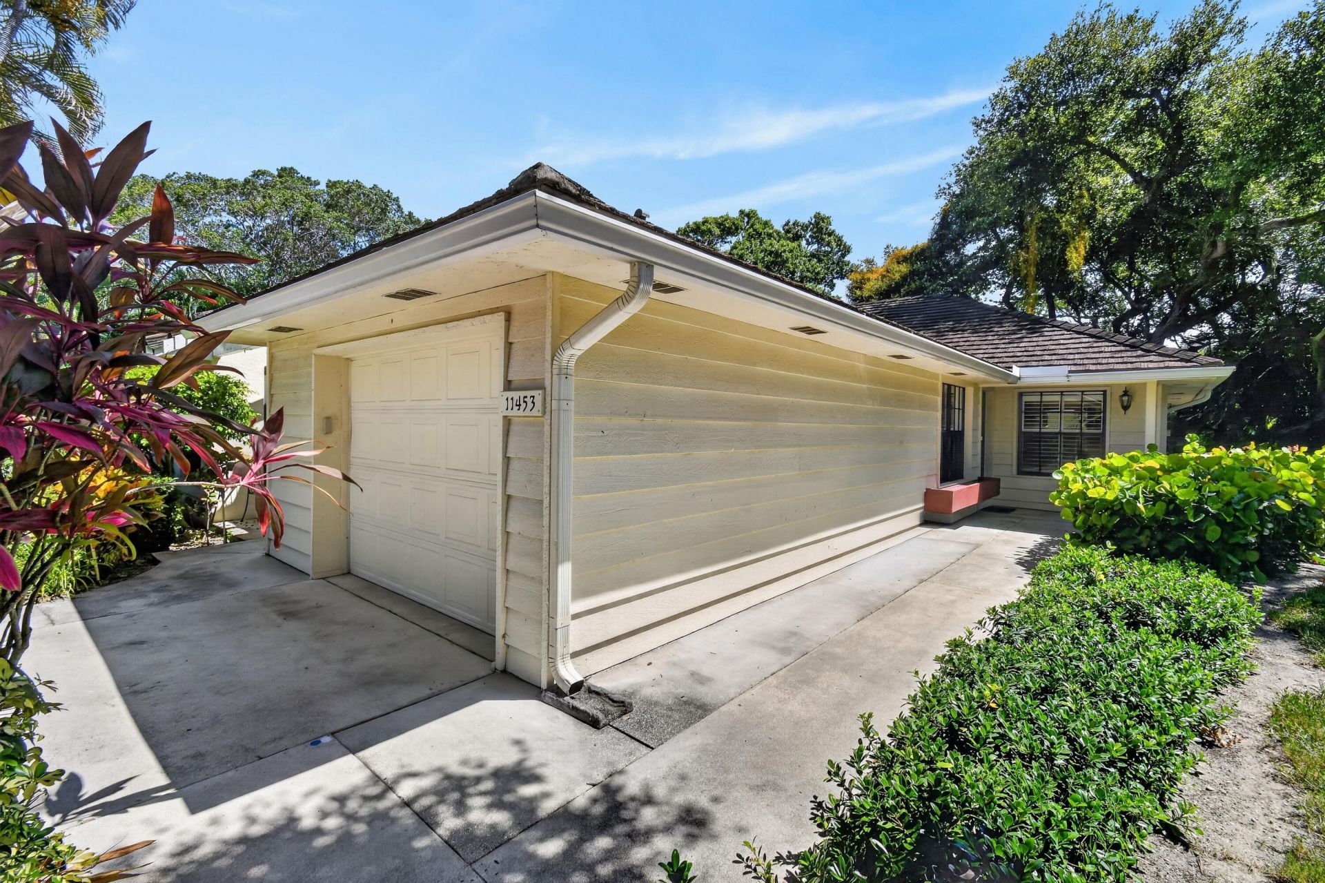 11453 Shady Oaks Lane, North Palm Beach, FL 33408 Photo