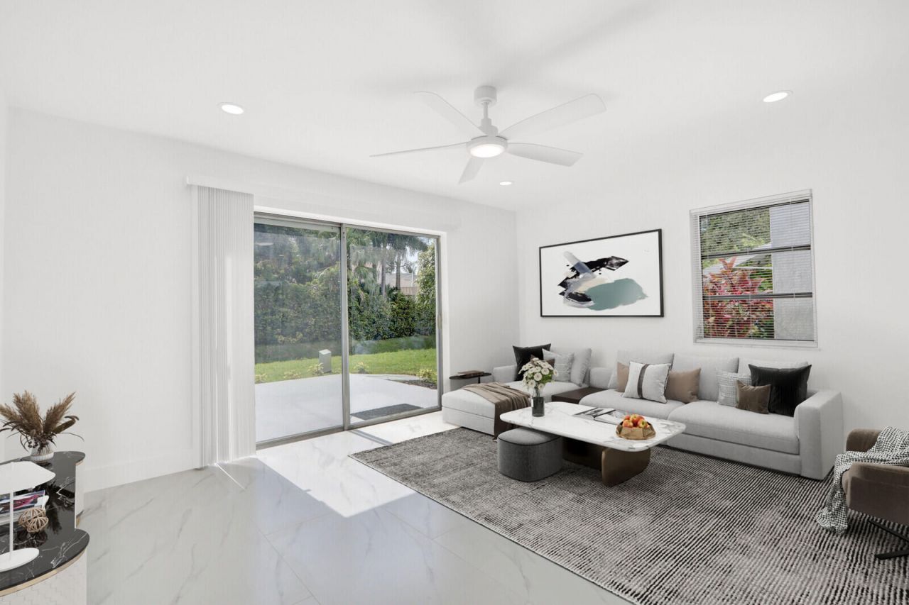 10084 Meridian Way N, Unit 4, Palm Beach Gardens, FL 33410 Photo