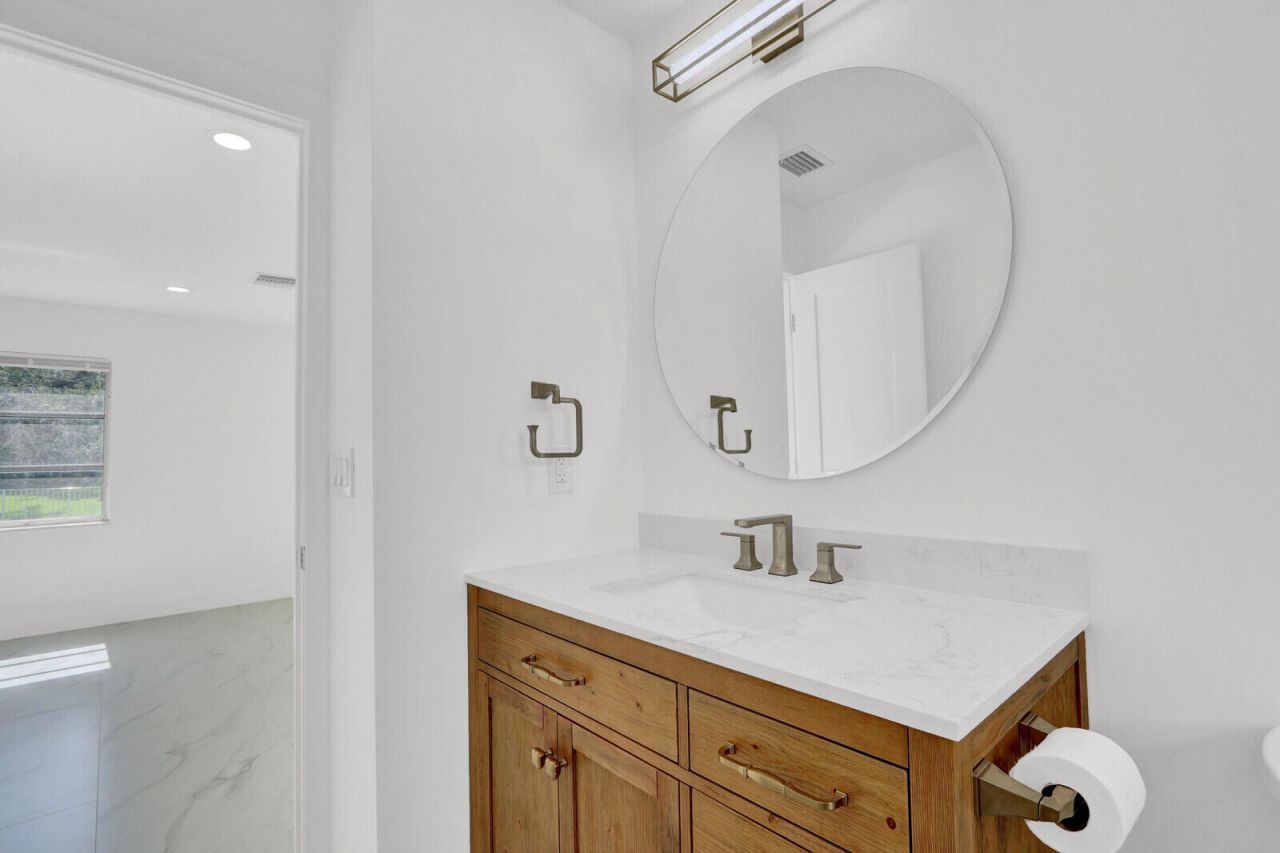 10084 Meridian Way N, Unit 4, Palm Beach Gardens, FL 33410 Photo