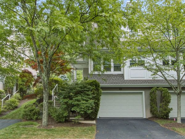 34 Briarbrook Drive, Briarcliff Manor, NY 10510