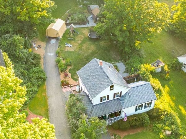 33 Coldbrook Road, Oakham, MA 01068