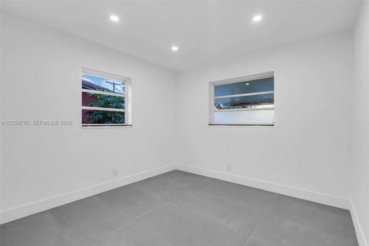 730 NW 77th Way , Pembroke Pines, FL 33024 Photo