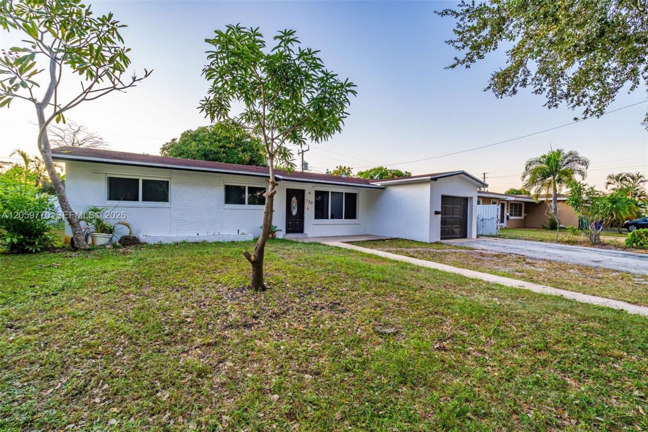 730 NW 77th Way , Pembroke Pines, FL 33024 Photo