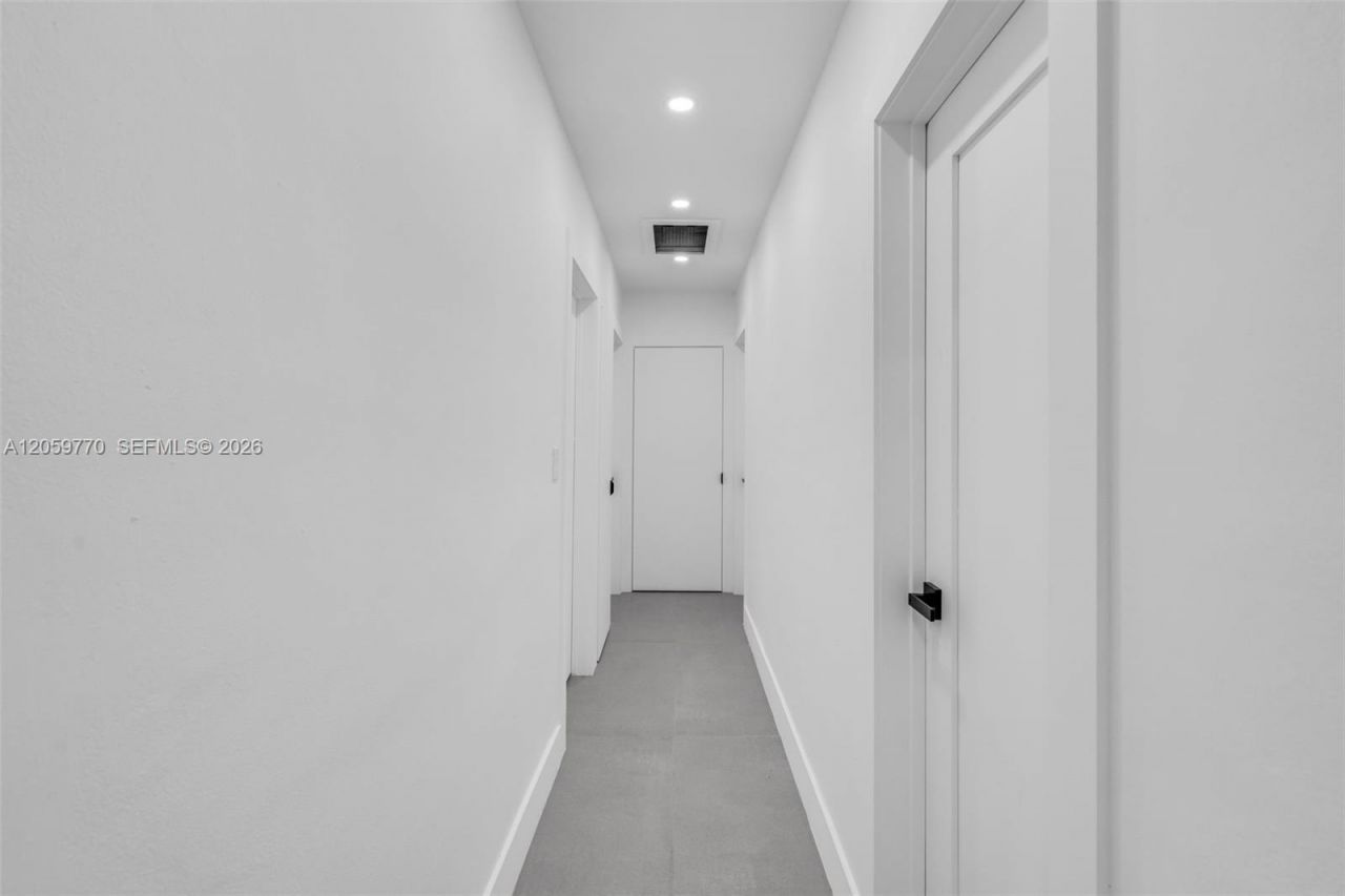 730 NW 77th Way , Pembroke Pines, FL 33024 Photo