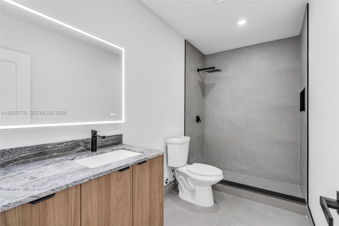730 NW 77th Way , Pembroke Pines, FL 33024 Photo