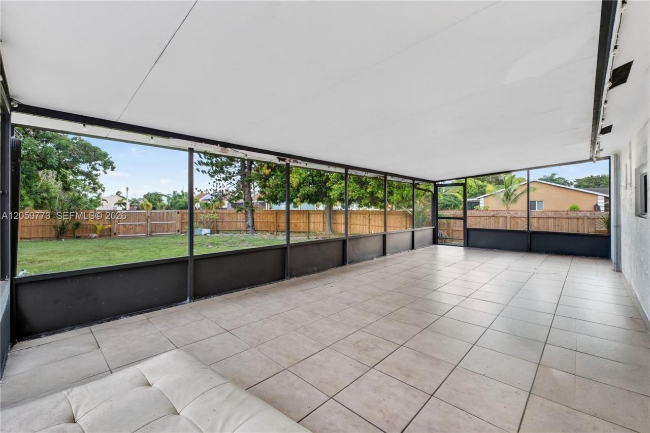 5511 Barnstead Cir , Greenacres, FL 33463 Photo