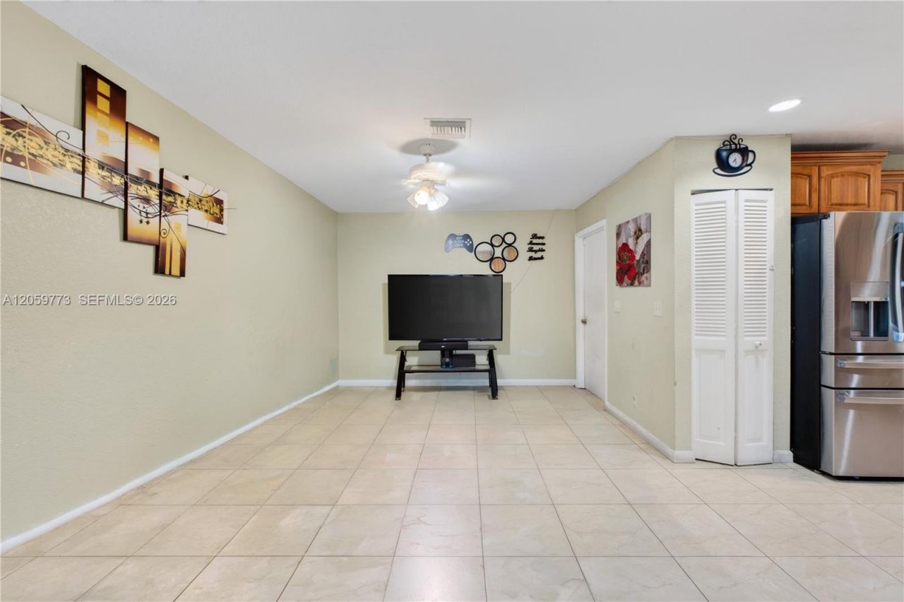 5511 Barnstead Cir , Greenacres, FL 33463 Photo
