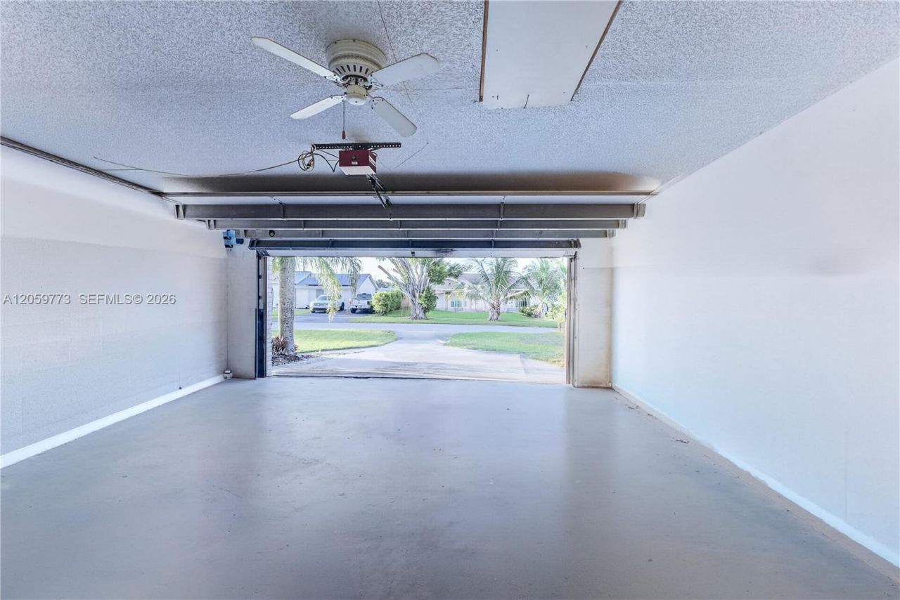 5511 Barnstead Cir , Greenacres, FL 33463 Photo