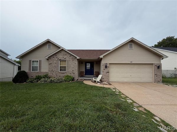 102 Winter Valley Drive , Fenton, MO 63026