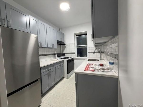 836 Edison Avenue , Unit 1Fl, Bronx, NY 10465