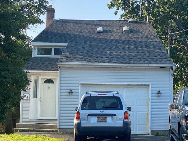35 6th E, Patchogue, NY 11772