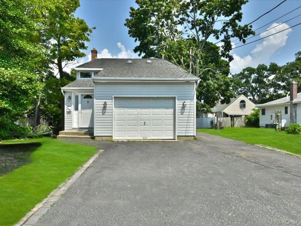 35 E 6th Street, Patchogue, NY 11772