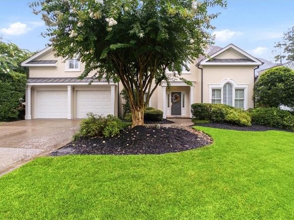 1204 Woodlawn Drive NE, Marietta, GA 30068