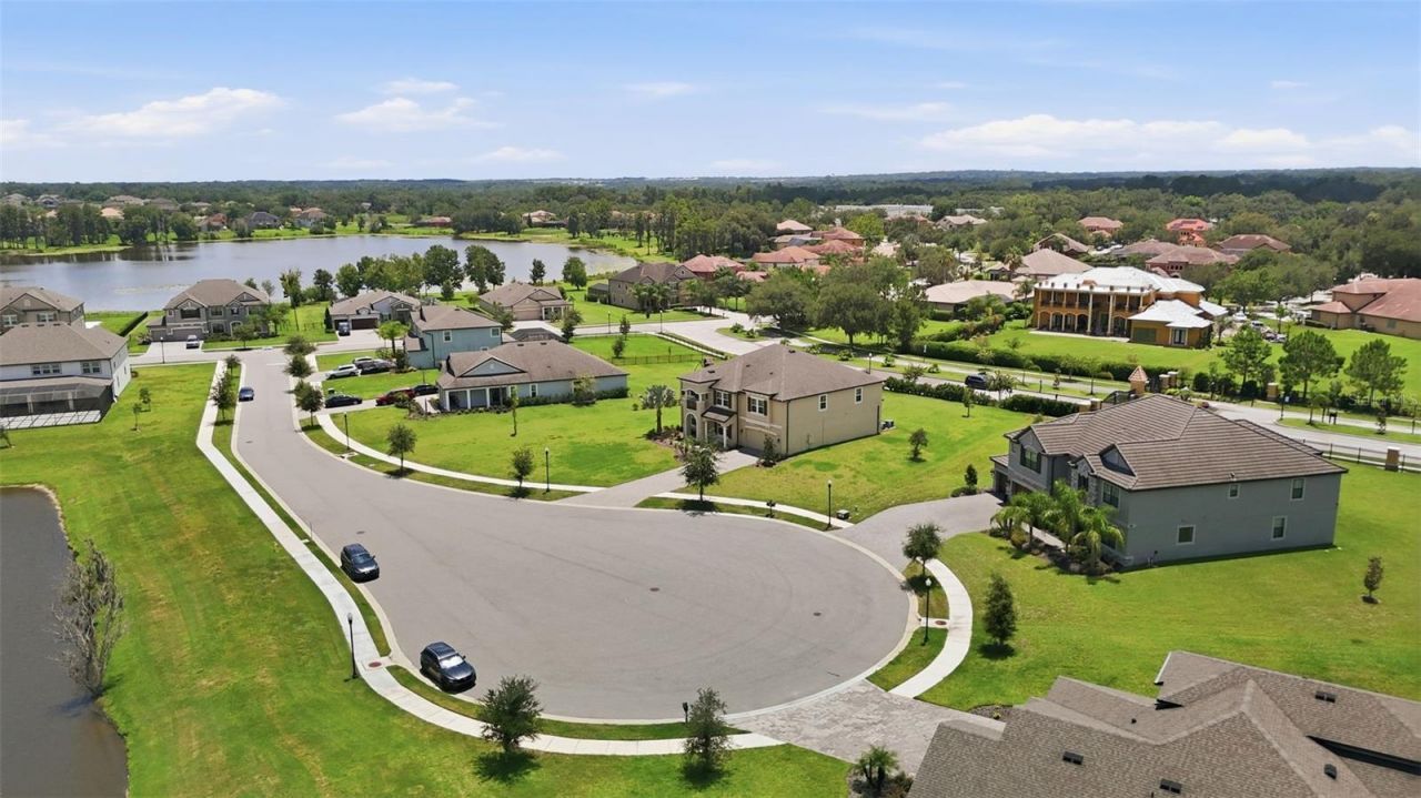 9307 Parisian Court, Seffner, FL 33584 Photo