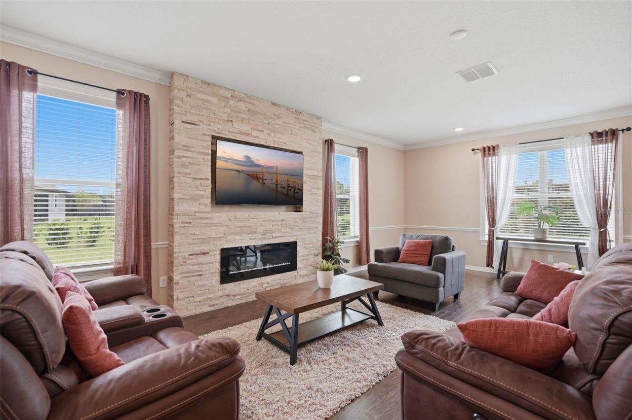 9307 Parisian Court, Seffner, FL 33584 Photo
