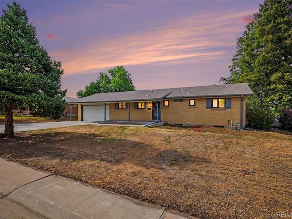 661 E Fremont Avenue , Littleton, CO 80122