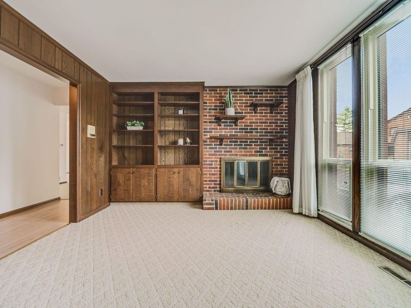 4231 Chaucer Lane, Columbus, OH 43220 Photo 15