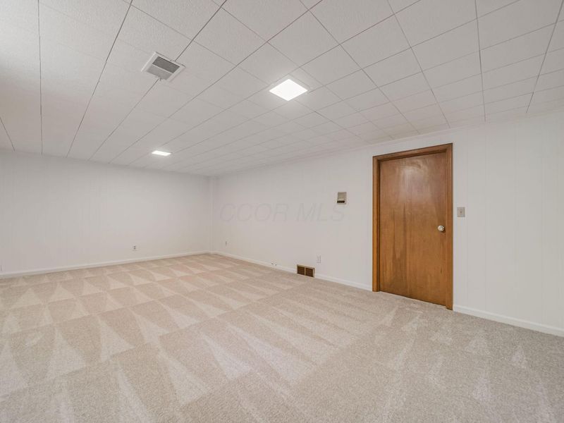 4231 Chaucer Lane, Columbus, OH 43220 Photo 41
