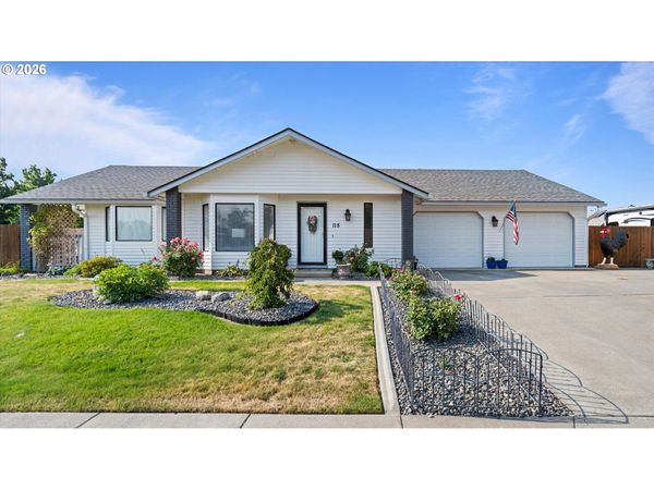 115 SE CRESTLINE DR, Hermiston, OR 97838