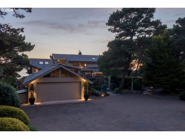 7116 NW PACIFIC COAST HWY, Seal Rock, OR 97376