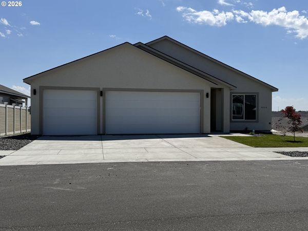 840 E Montana, Hermiston, OR 97838