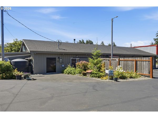 49045 HIGHWAY 101, Bandon, OR 97411
