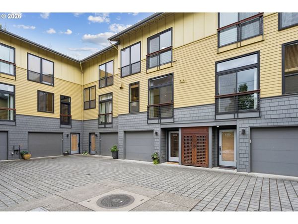 5123 S CORBETT AVE, Unit E, Portland, OR 97239