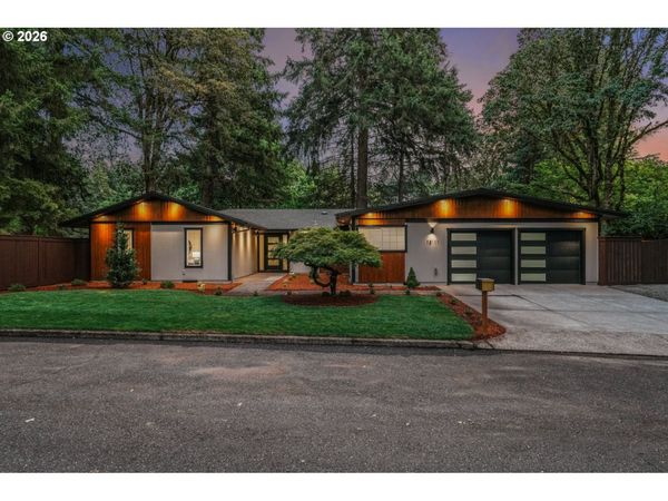 18111 SW PIONEER CT, Lake Oswego, OR 97034