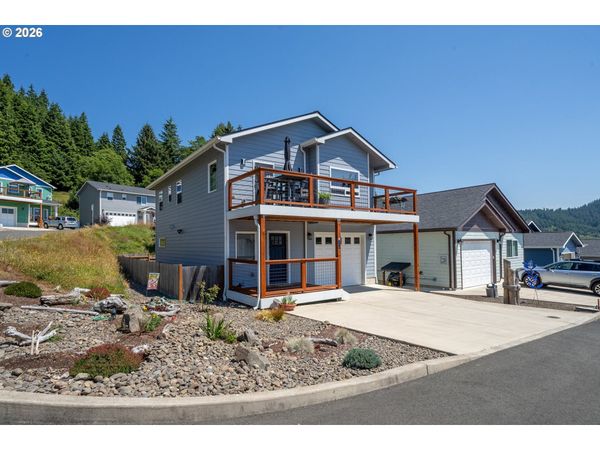 708 VINE MAPLE LN, Garibaldi, OR 97118