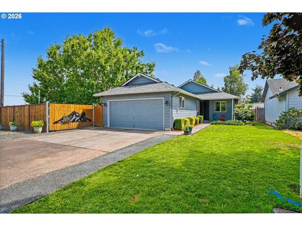 1002 37TH AVE, Albany, OR 97321