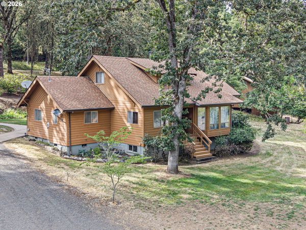 8624 BUCKHORN RD, Roseburg, OR 97470