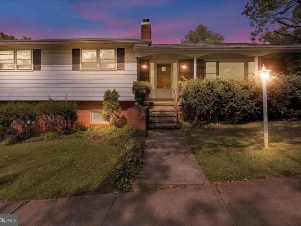105 CLAYTON, WYOMISSING, PA 19610