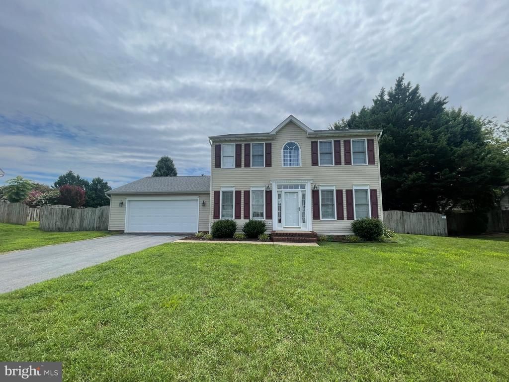 6010 Wickenden , Fredericksburg, VA 22407 Main Photo