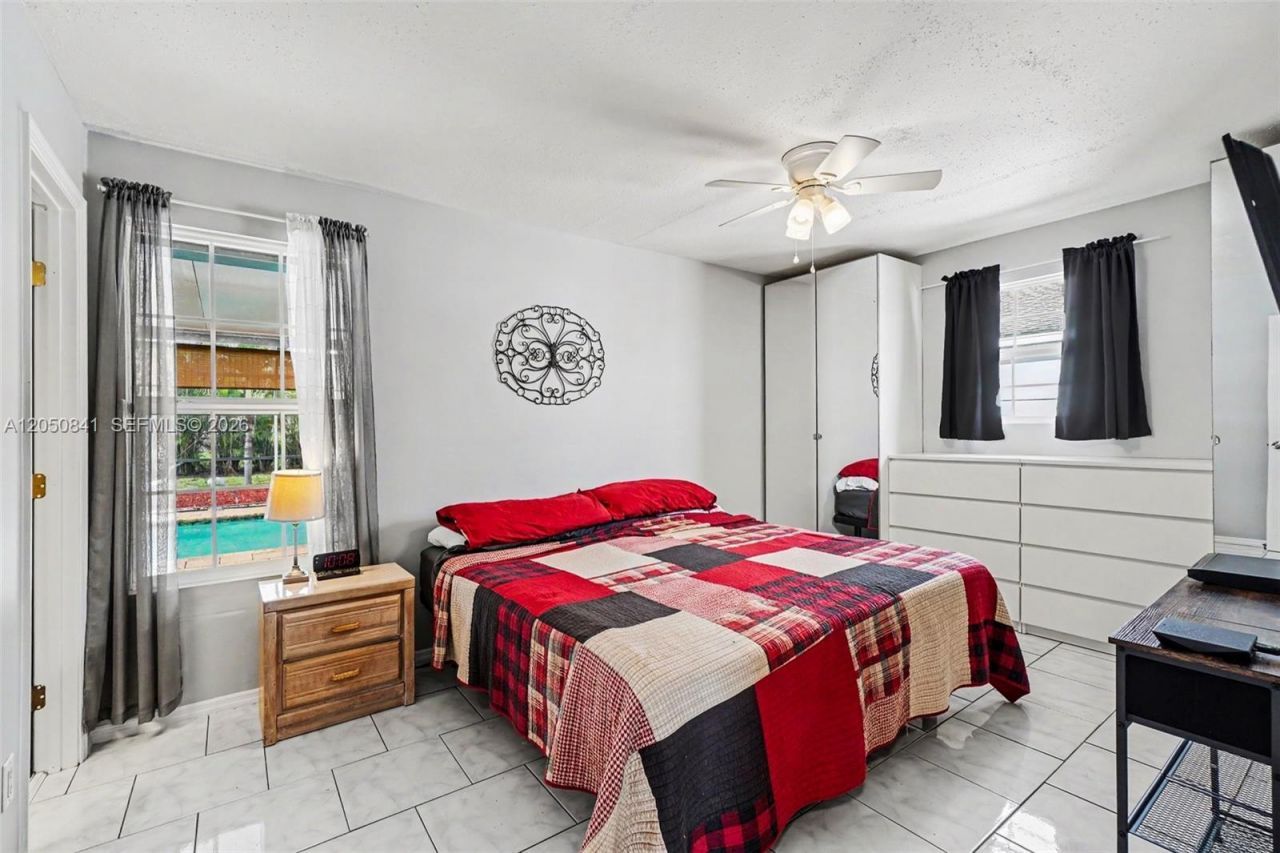 316 SW 19th Ter, Cape Coral, FL 33991 Photo