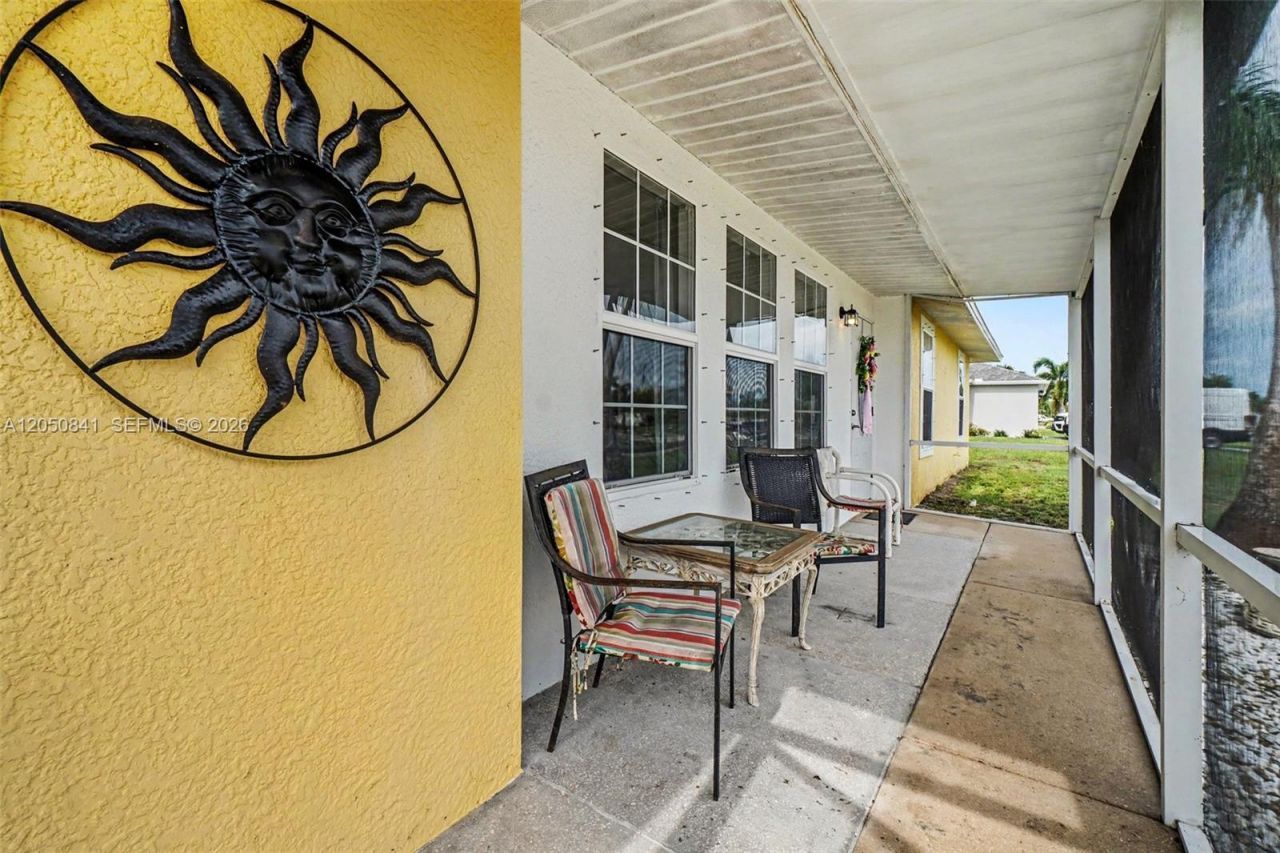 316 SW 19th Ter, Cape Coral, FL 33991 Photo