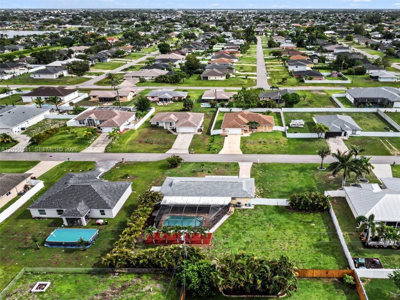 316 SW 19th Ter, Cape Coral, FL 33991 Photo