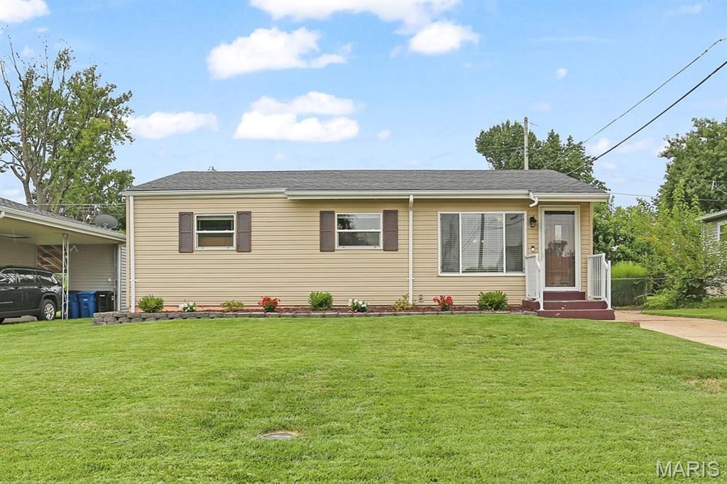 4212 Sweet Gum Drive , Saint Louis, MO 63125 Main Photo