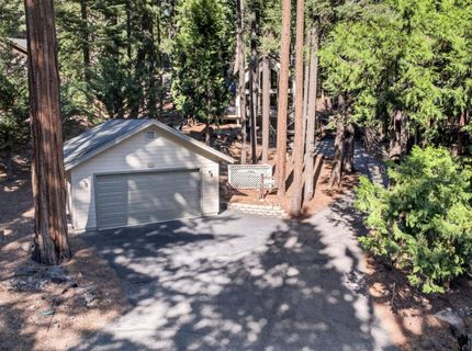 650 Pine Canyon Road, Lake Almanor, CA 96137 Photo