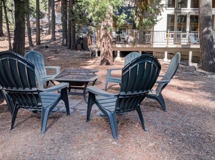 650 Pine Canyon Road, Lake Almanor, CA 96137 Photo