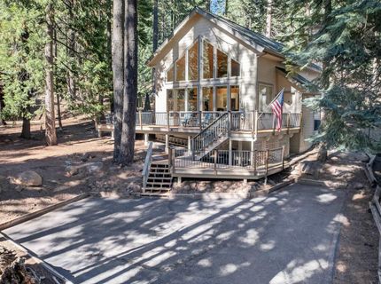 650 Pine Canyon Road, Lake Almanor, CA 96137 Photo